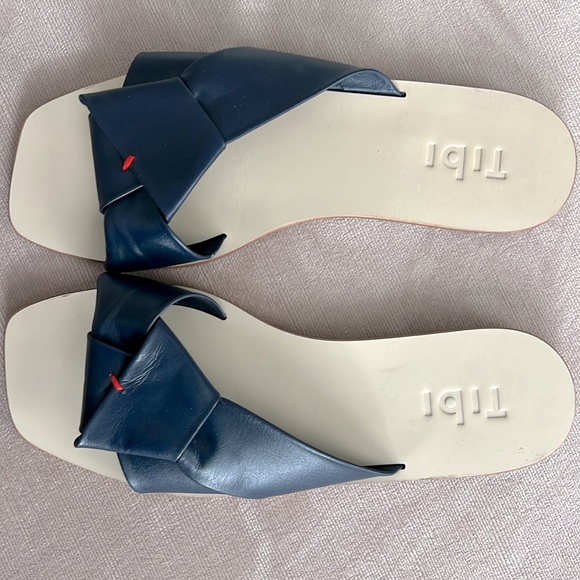 Tibi Womens Leather Knot Flat Sandals - navy - size 37.5 - Picture 2 of 10